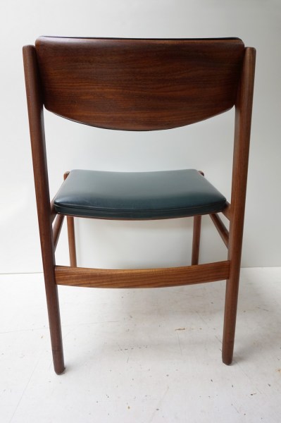 chairs-stoelen-Scandinavian-Danish-teak-midcentury-organic-Erik-Buch-Arne-Vodder-Vamo-style-Wegner-Madsen-Glostrup-Burchardt-Nielsen-Erik-Kirkegaar