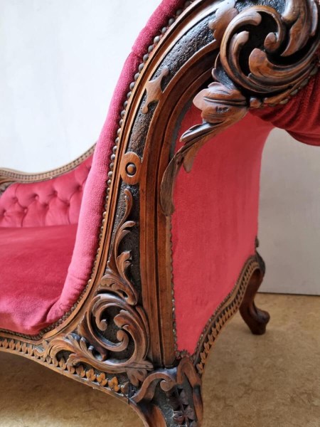 chaise-longue-daybed-canape-antique-red-burgundy-velvet-Victorian-rococo-baroque-antiek-fluwelen-ligbank-00010