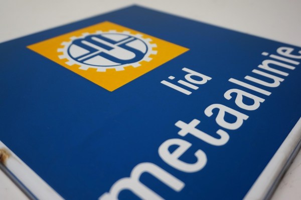 emaille-bord-metaalunie-logo-Langcat-Bussum-eigendom-enamel-sign-06