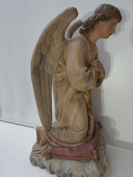 engel-vleugels-winged-angel-cherub-statue-sculpture-plaster-religious-praying-polychrome-altar-gipsen