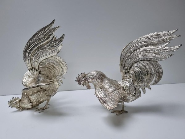 fighting-cockerels-cocks-roosters-table-centerpiece-decorations-mid-century-silver-plated-vechtende-hanen-kemphanen-00009