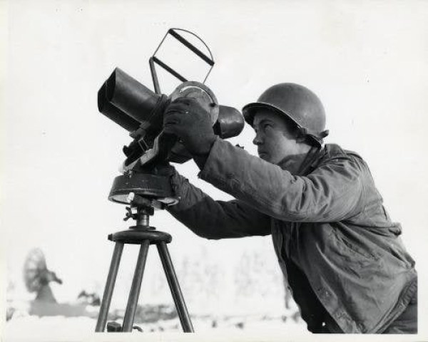 flak-eye-WWII-10x80-binoculars-militaria-luftwaffe-observation-aircraft-Flakfernrohr-Dakota-C-47-double-telescope