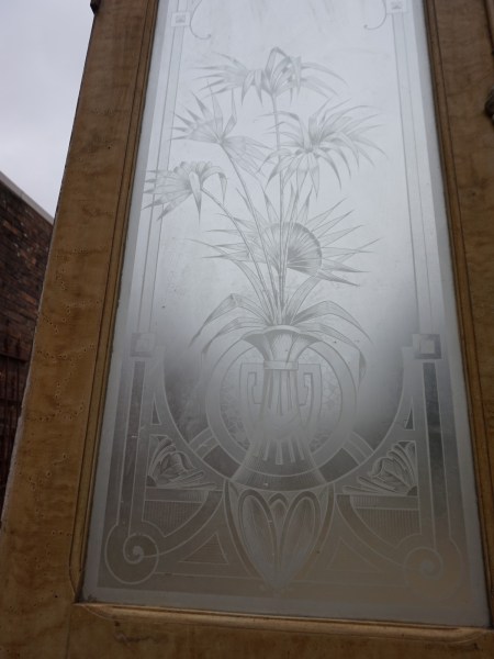 gestraalde-geetste-dubbele-deuren-paneeldeuren-houten-koppel-set-van-2-antieke-art-deco-distels-palmblad-00012