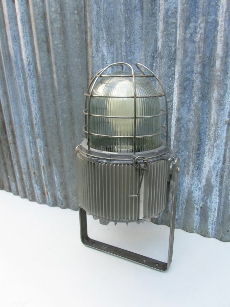 industrial-lighting-aluminium-grote-industriele-kooilampen-bully-lampen-001