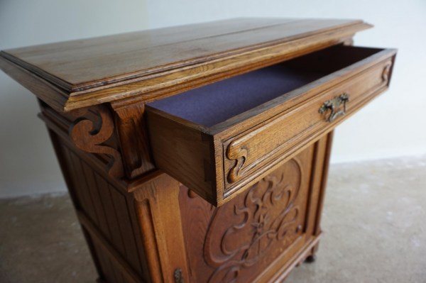 jugendstil-art-nouveau-Gustave-Serrier-Bovy-style-commode-kastje-nachtkastje-eiken-lade-chest-cabinet-bedside-oak-11