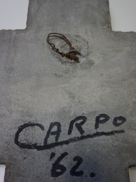 mosaic-cross-ceramics-mozaiek-christelijk-kruis-Pax-Christi-religieus-beton-kunstenaar-carpo-mozaïekkunstwerk-00011