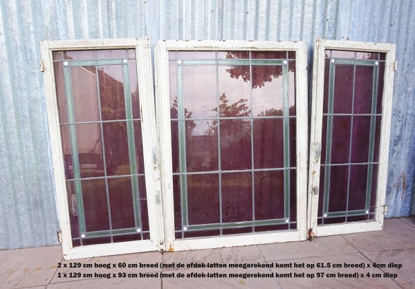 oude-antieke-glas-in-lood-kozijnen-ramen