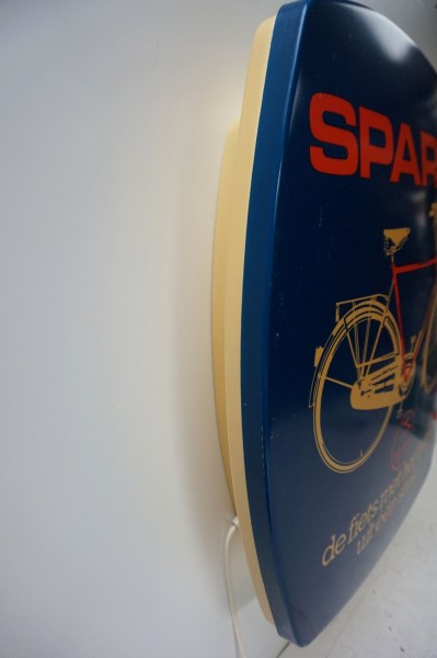 oude-reclame-Sparta-Rijwielen-lichtreclame-Nostalgisch-oude-vintage-fiets-frame-stuk-lichtbak