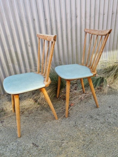 retro-vintage-spijlenstoelen-spijlen-stoelen-skai-spindle-back-chairs-00003