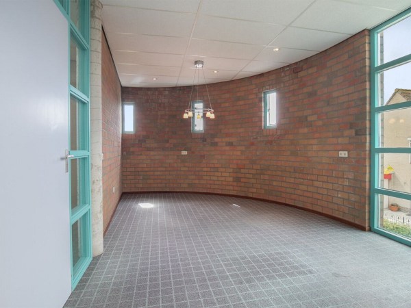 te-koop-huis-pand-groot-gezin-werken-wonen-atelier-galerie-expositieruimte-kantoorruimte-praktijk-aan-huis-zeeland_13