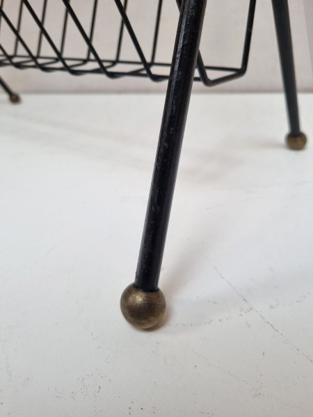 tijdschriftenrek-bijzettafel-lectuurbak-lectuurhouder-krantenbak-mid-century-magazine-rack-side-table-vintage-1960-00003
