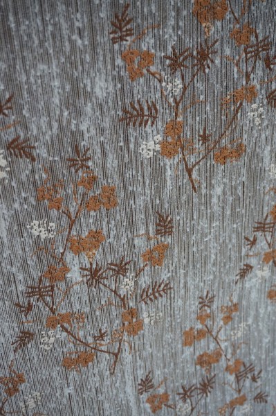 vintage-behang-extra-breed-1-meter-retro-zijdebehang-linnenbehang-antiek-bladeren-takken-bruin-wallpaper-00002