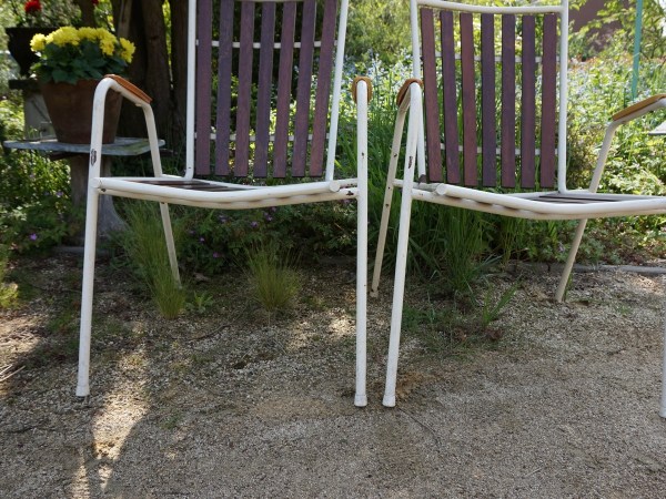 vintage-deense-tuinstoelen-mid-century-daneline-BKS-slatted-teak-stacking-garden-chairs-danish-retro