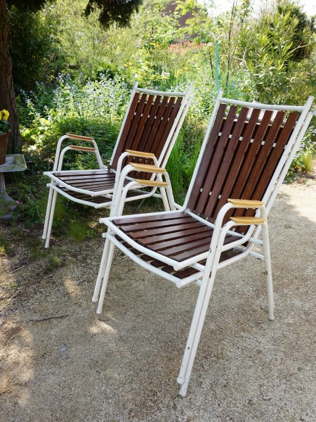 vintage-deense-tuinstoelen-mid-century-daneline-BKS-slatted-teak-stacking-garden-chairs-danish-retro