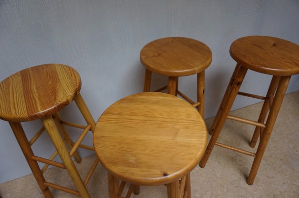 vintage-hoge-bar-kruk-grenen-pine-barstool-bar-stool-chalet-style-midcentury-4-plantentafel-02