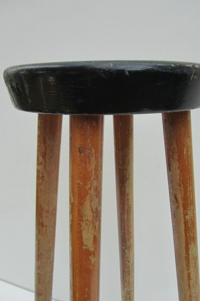 vintage-houten-barkruk-zwarte-zitting-barstool-hocker-stool-wooden00004