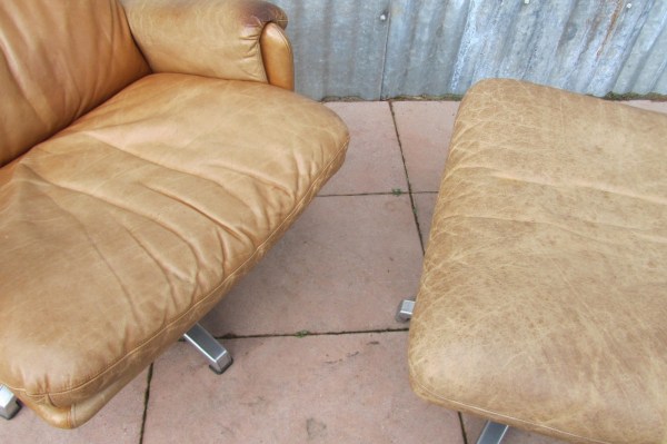 vintage-leren-fauteuil-poef-voetenbank-lounge-swivel-chair-ottoman-midcentury-modern-leather-patina-cognac