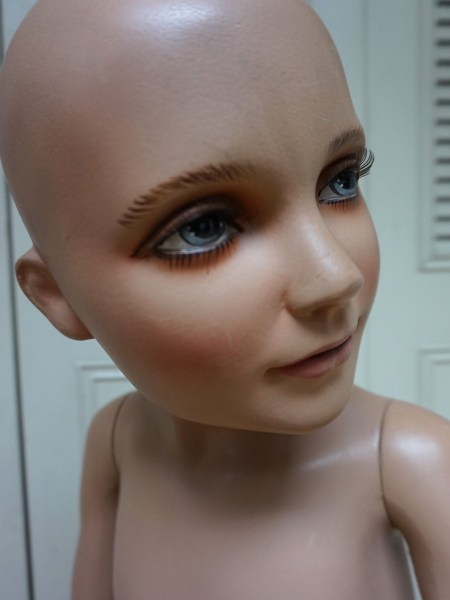 vintage-mannequin-child-girl-shop-winkel-display-etalagepop-paspop-kinder-meisje-jaren-50-60-00017