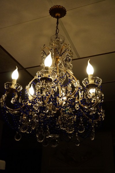 vintage-old-Murano-chandelier-cobalt-crystal-blu-beaded-macaroni-kroonluchter-blauw-oude-kralen-00013