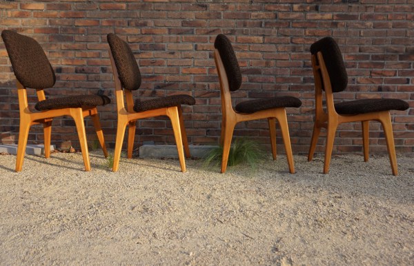 Scandinavische-vintage-stoelen-chairs-Scandinavian-dining-chairs
