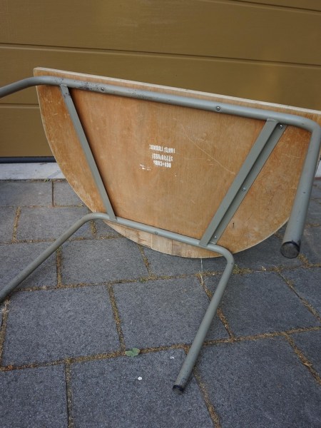 vintage-tubax-children-table-kapot_2