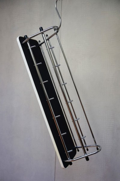 vintage-wand-kapstok-retro-sixties-hoeden-rek-chrome-zwart-wit-wandkapstok-buisframe-wall-coat-rack-hat