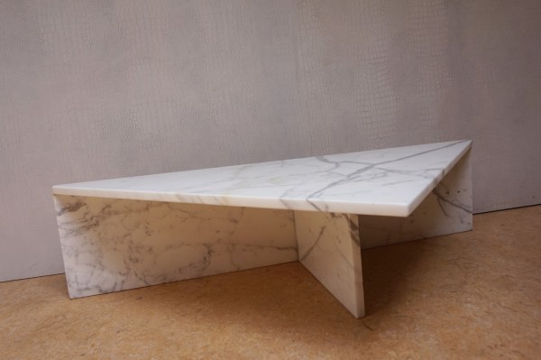 witte-marmeren-hoektafel-hoek-salontafel-vintage-white-marble-cornertable-triangle-coffee-table-Carrara-08