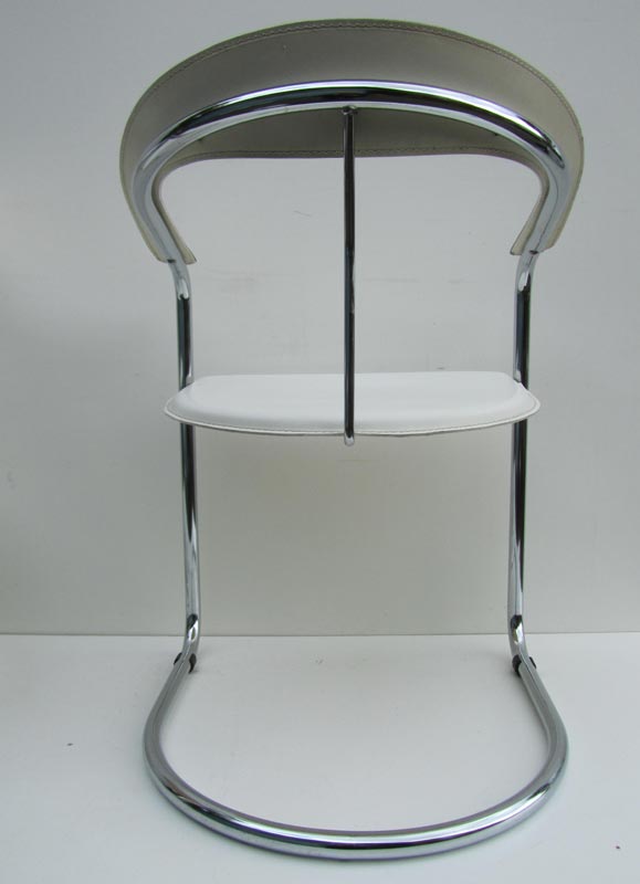 Meubels 5 Italiaanse midcentury witte leren stoelen