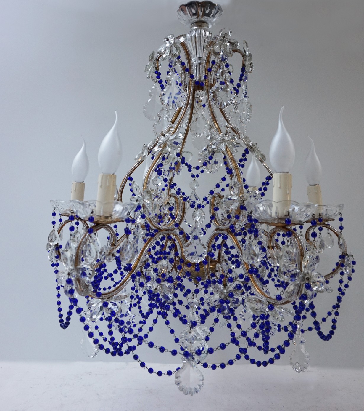 vintage-old-Murano-chandelier-cobalt-crystal-blu-beaded-macaroni-kroonluchter-blauw-oude-kralen