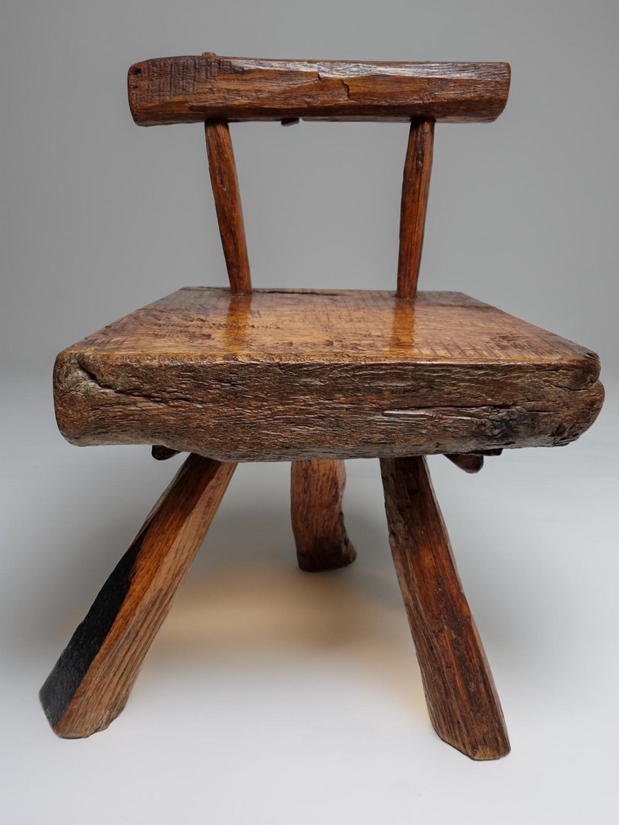 wabi-sabi-kinder-stoeltje-primitief-doorleefde-patine-handmade-small-chair-children-rustic-weathered